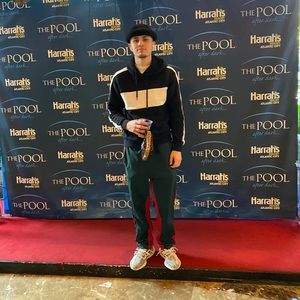 Meet your Posher, Joseph